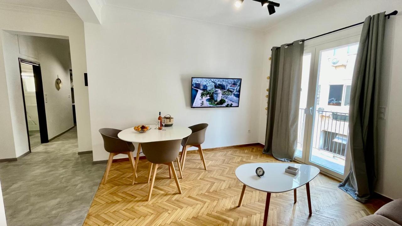 Gorgeous Renovated apt. close to Metro&cultural sites! Atenas Exterior foto