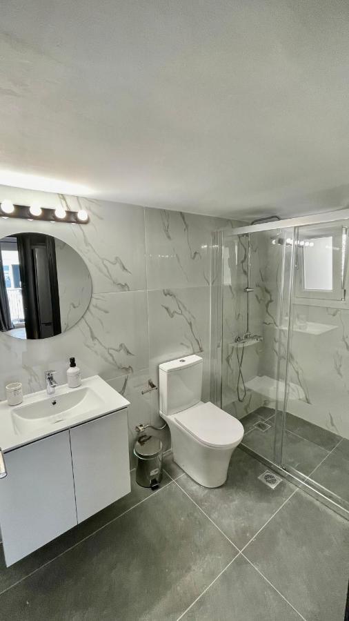 Gorgeous Renovated apt. close to Metro&cultural sites! Atenas Exterior foto